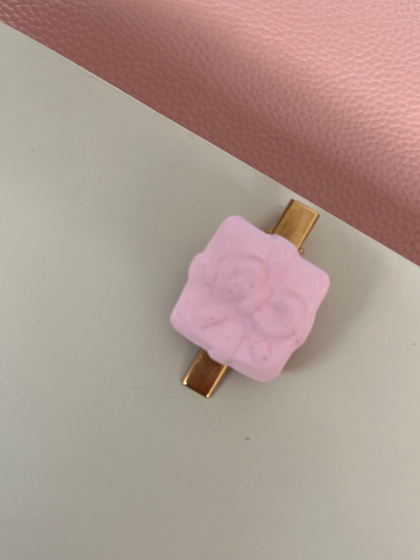 Schuimpje cadeau alligator clip 4.5cm