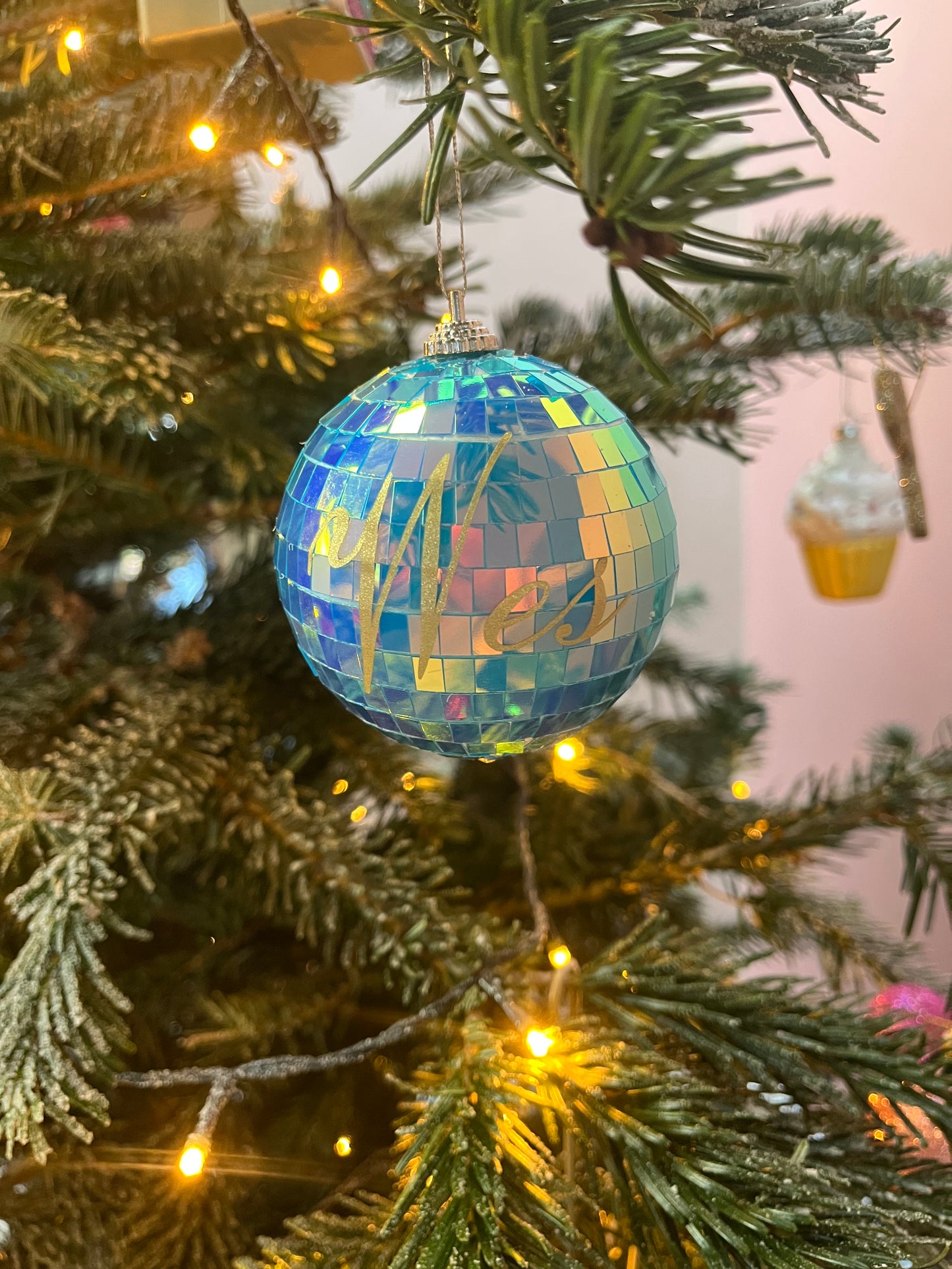 Limited Edition Kerstbal - disco parelmoer blauw