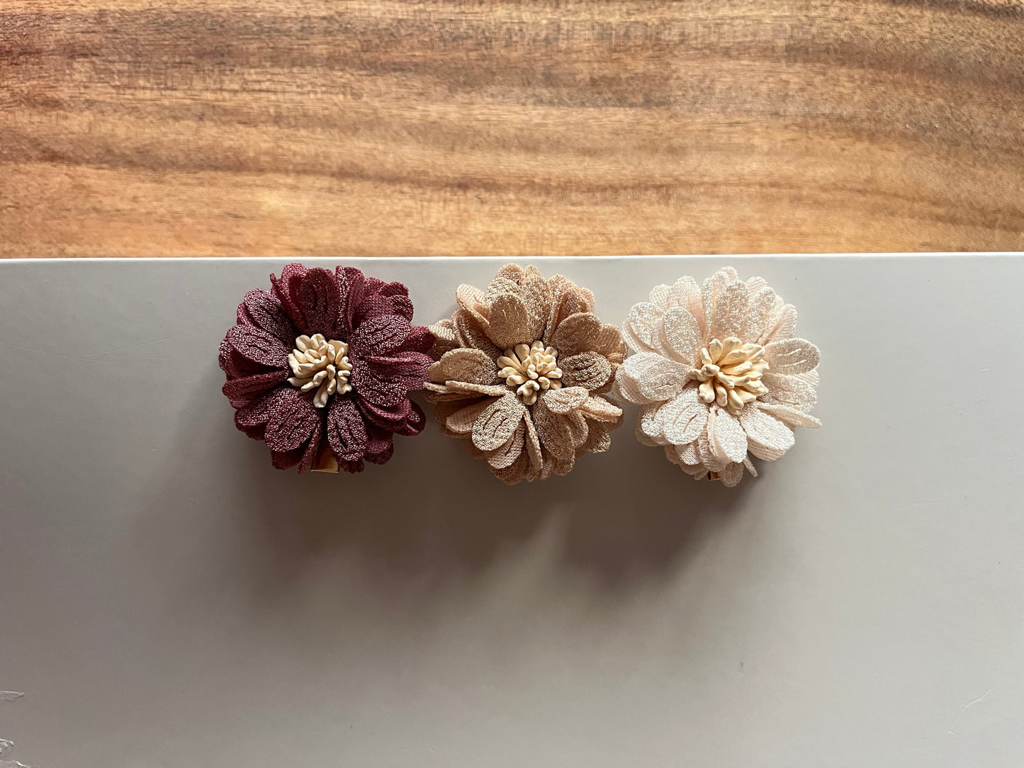 Flower set alligator clip