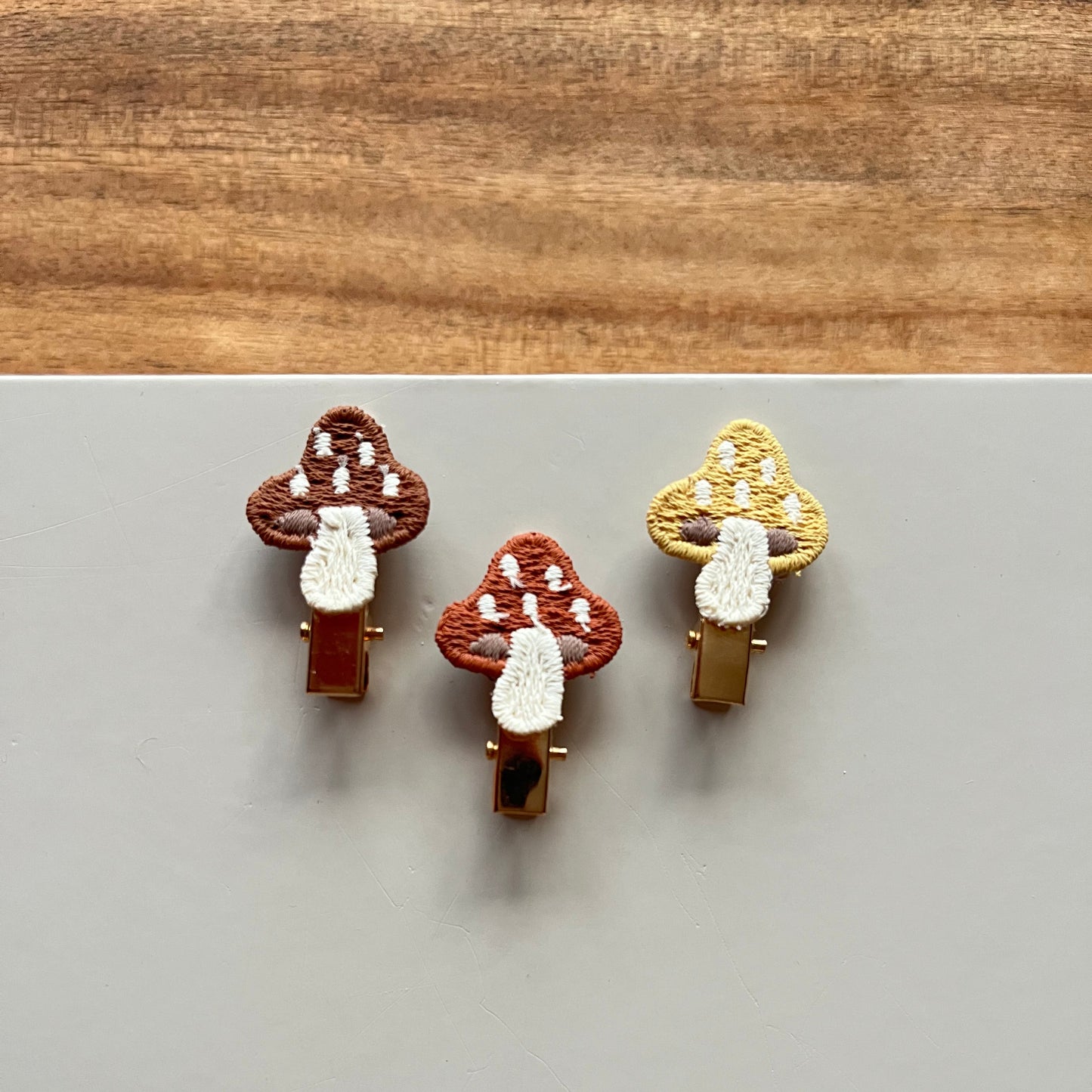 Paddenstoel set alligator clip